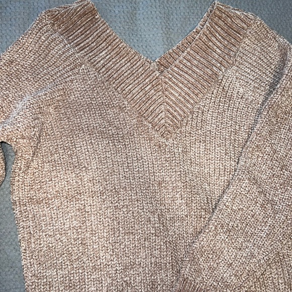 Knitted Sweater - Picture 2 of 2